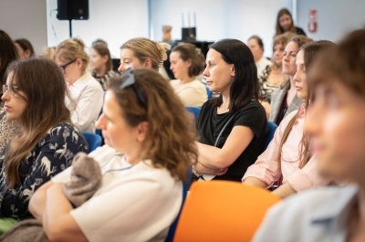Publiczność podczas spotkania "Obrać własny kurs - pasja, która prowadzi do mistrzostwa"
