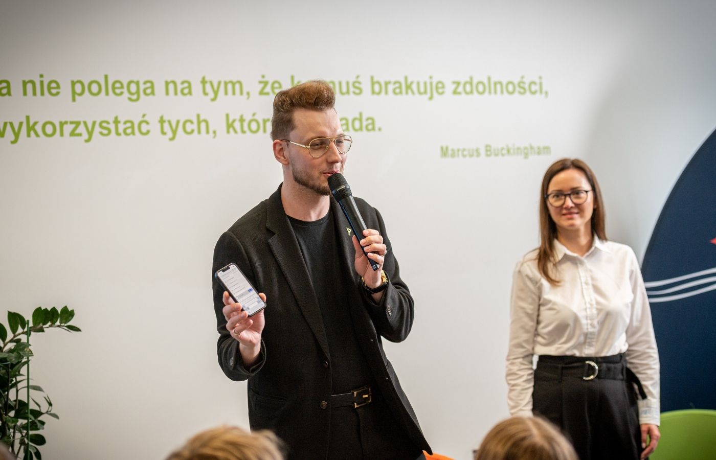 Iluzjonista Y
